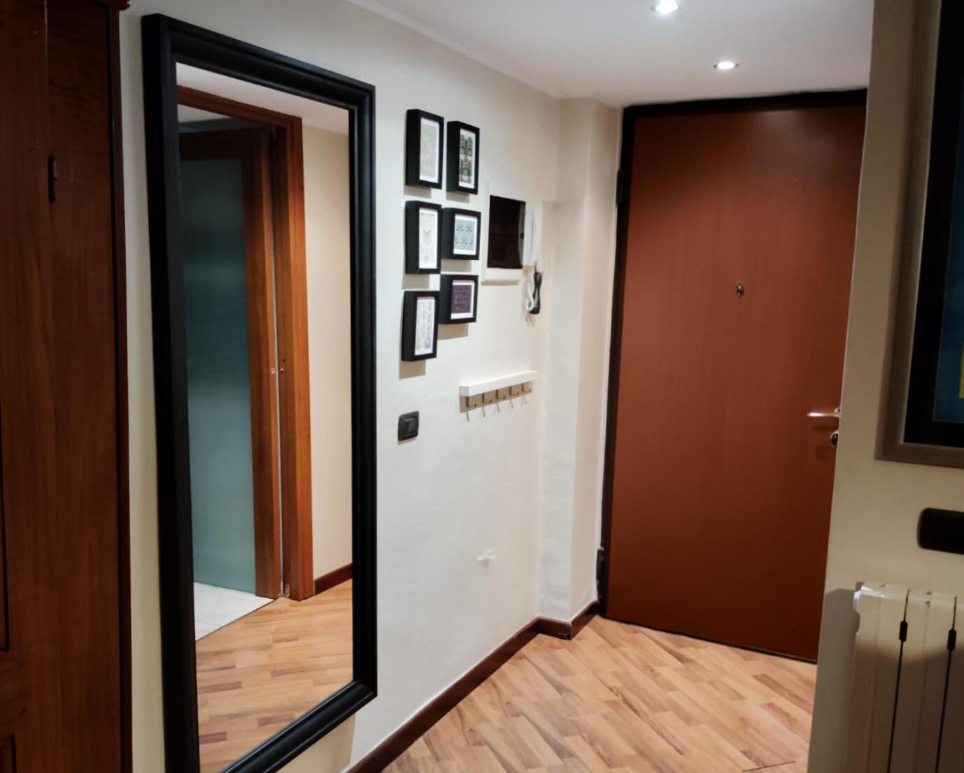 Vfh Stylish Boutique Apartment-City Center Milano Ngoại thất bức ảnh